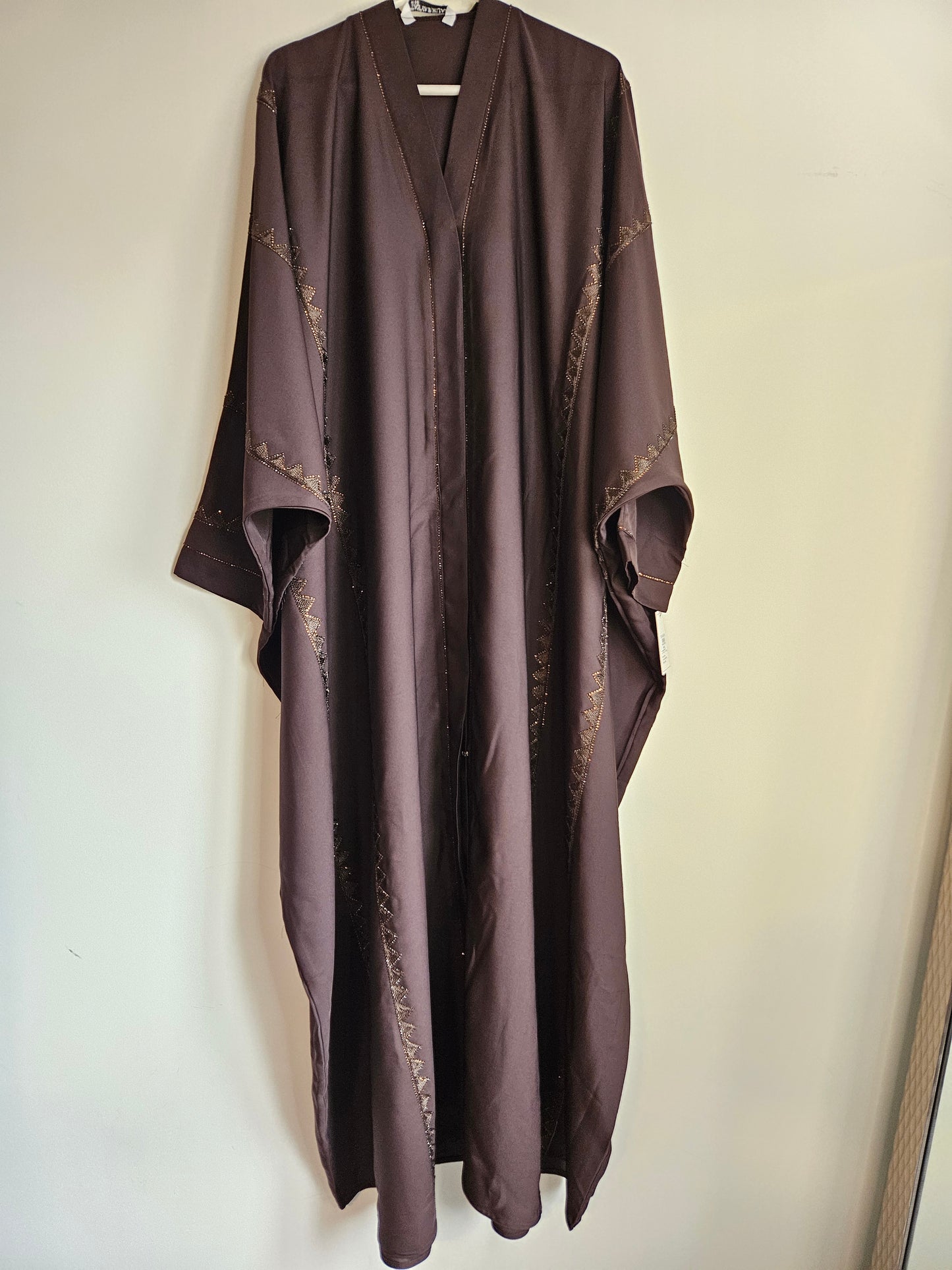 Husna – Elegance in Simplicity