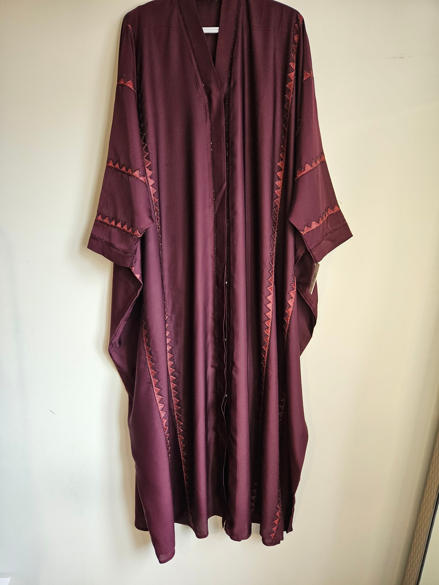 Husna – Elegance in Simplicity