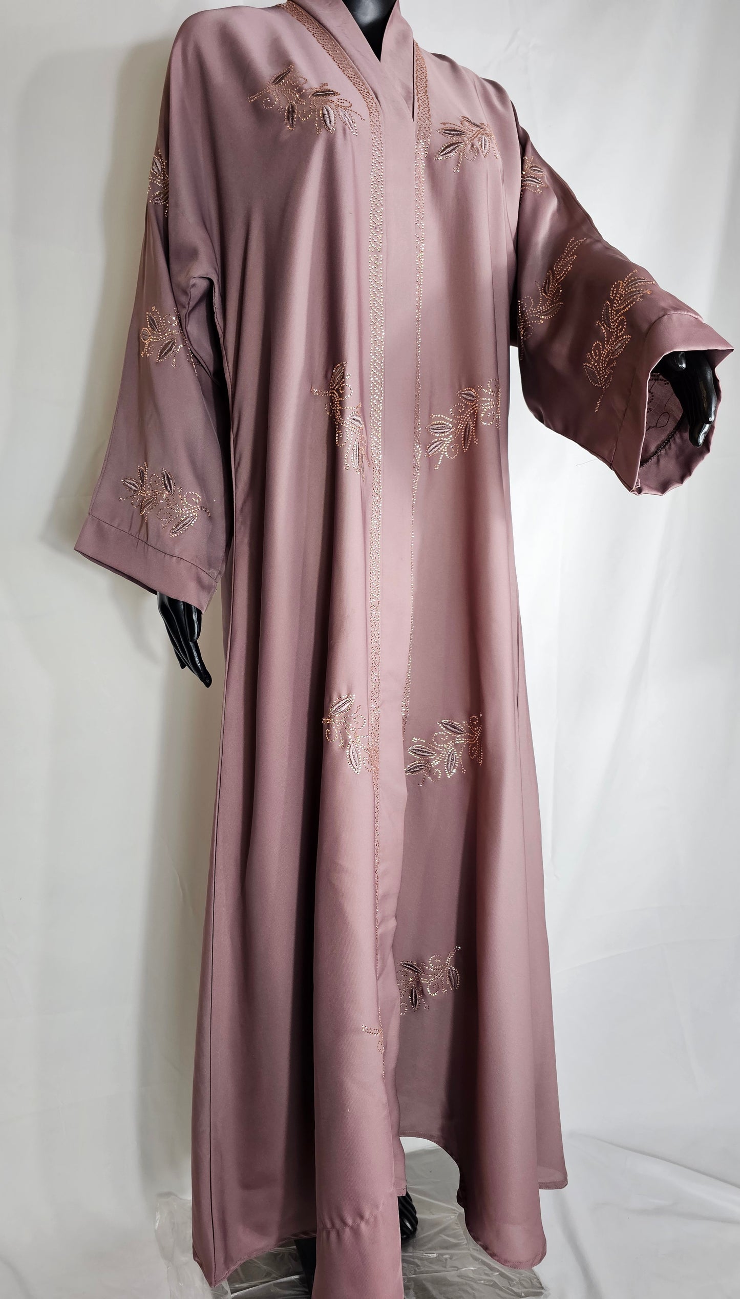 Aghsān Al-Amal – A Vision of Elegance