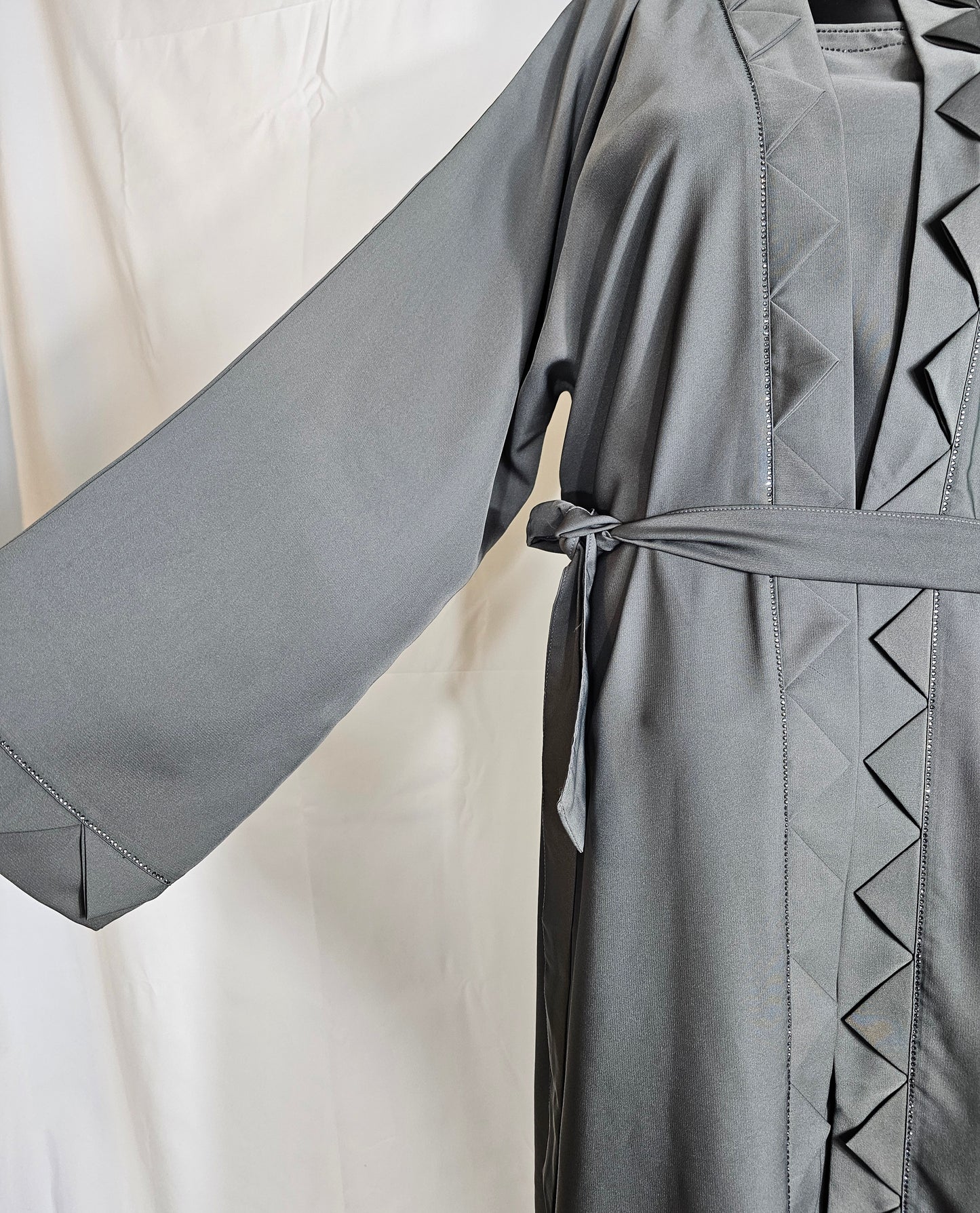 Sakeena – Effortless Elegance