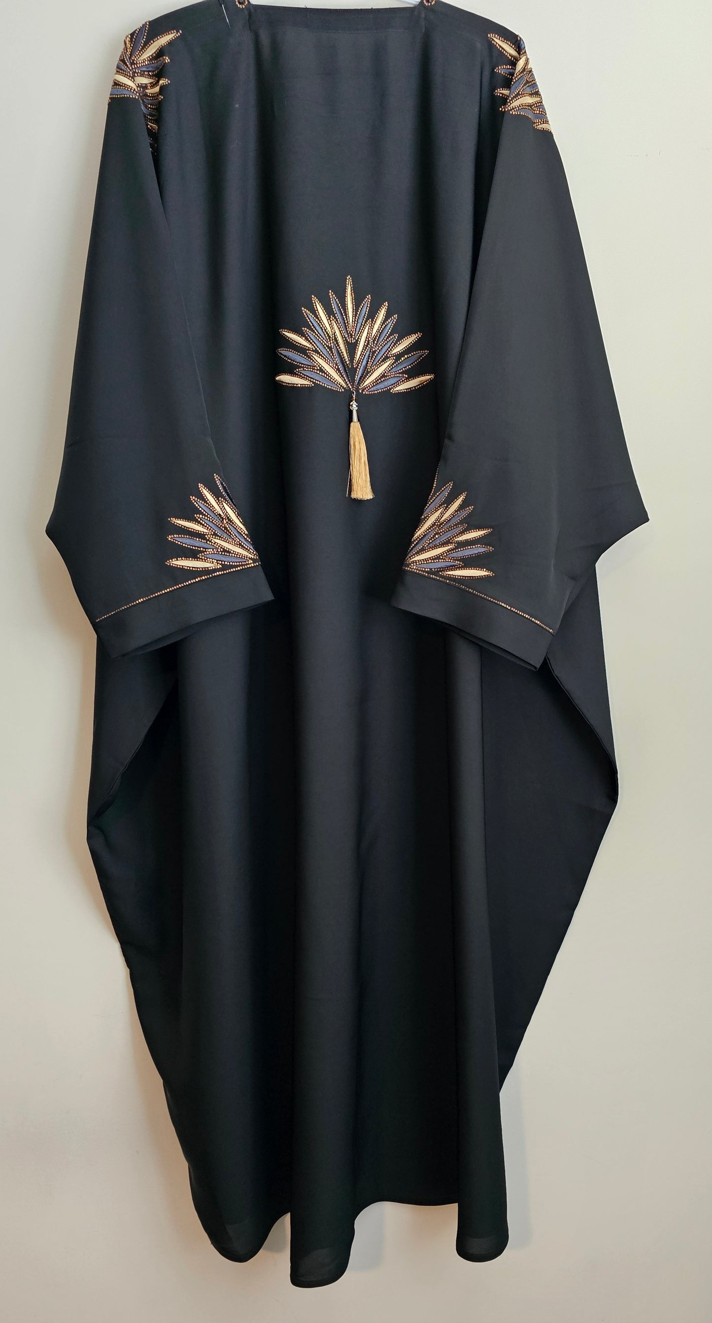 Hoor – A Touch of Timeless Artistry