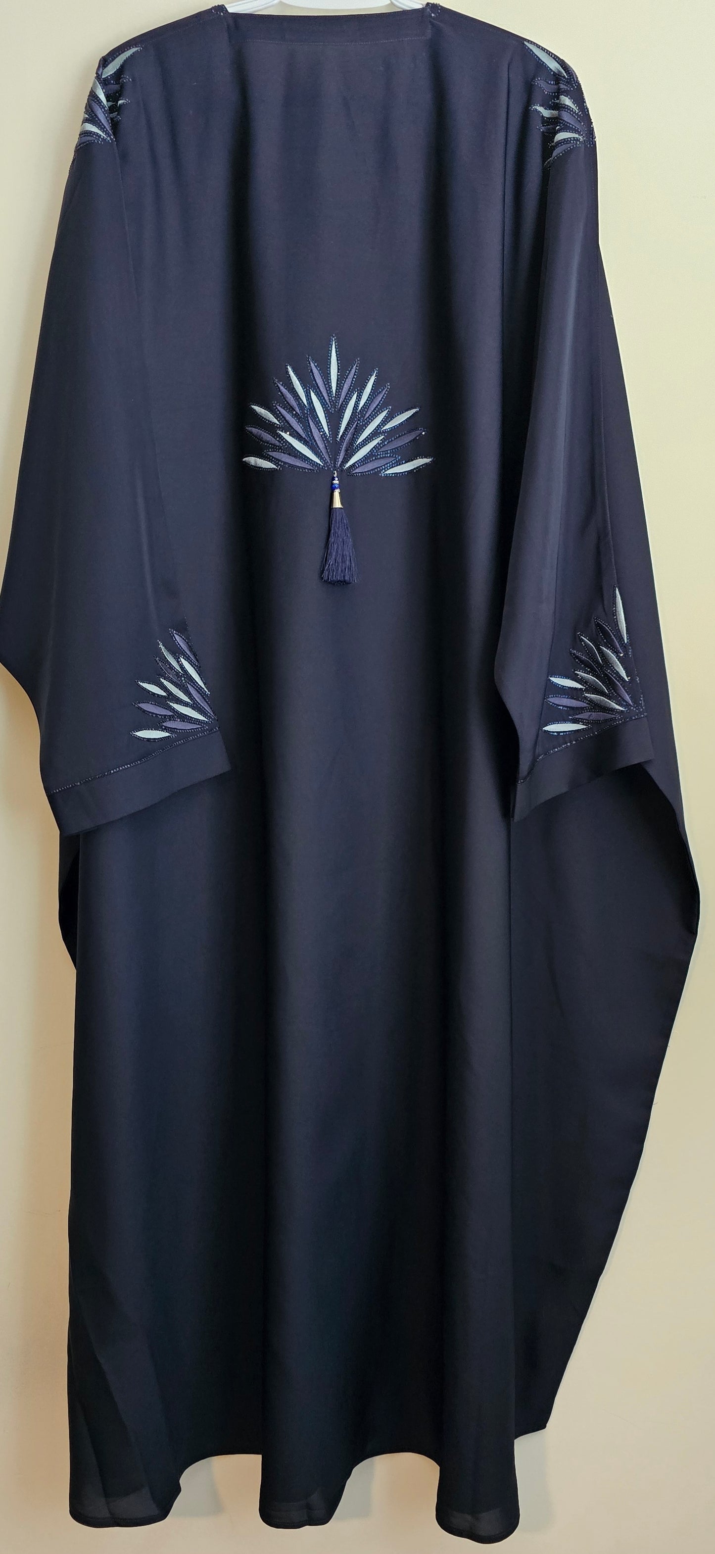 Hoor – A Touch of Timeless Artistry