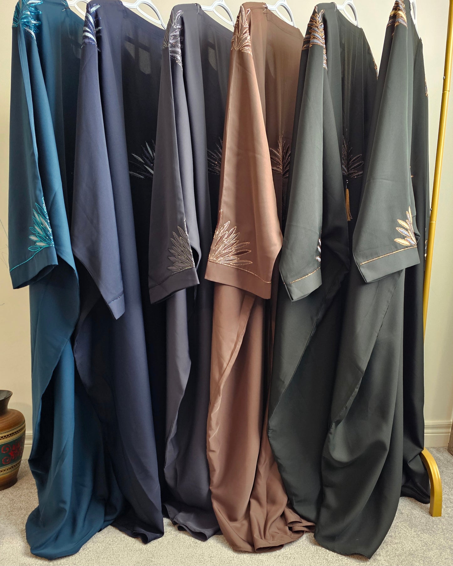Hoor – A Touch of Timeless Artistry