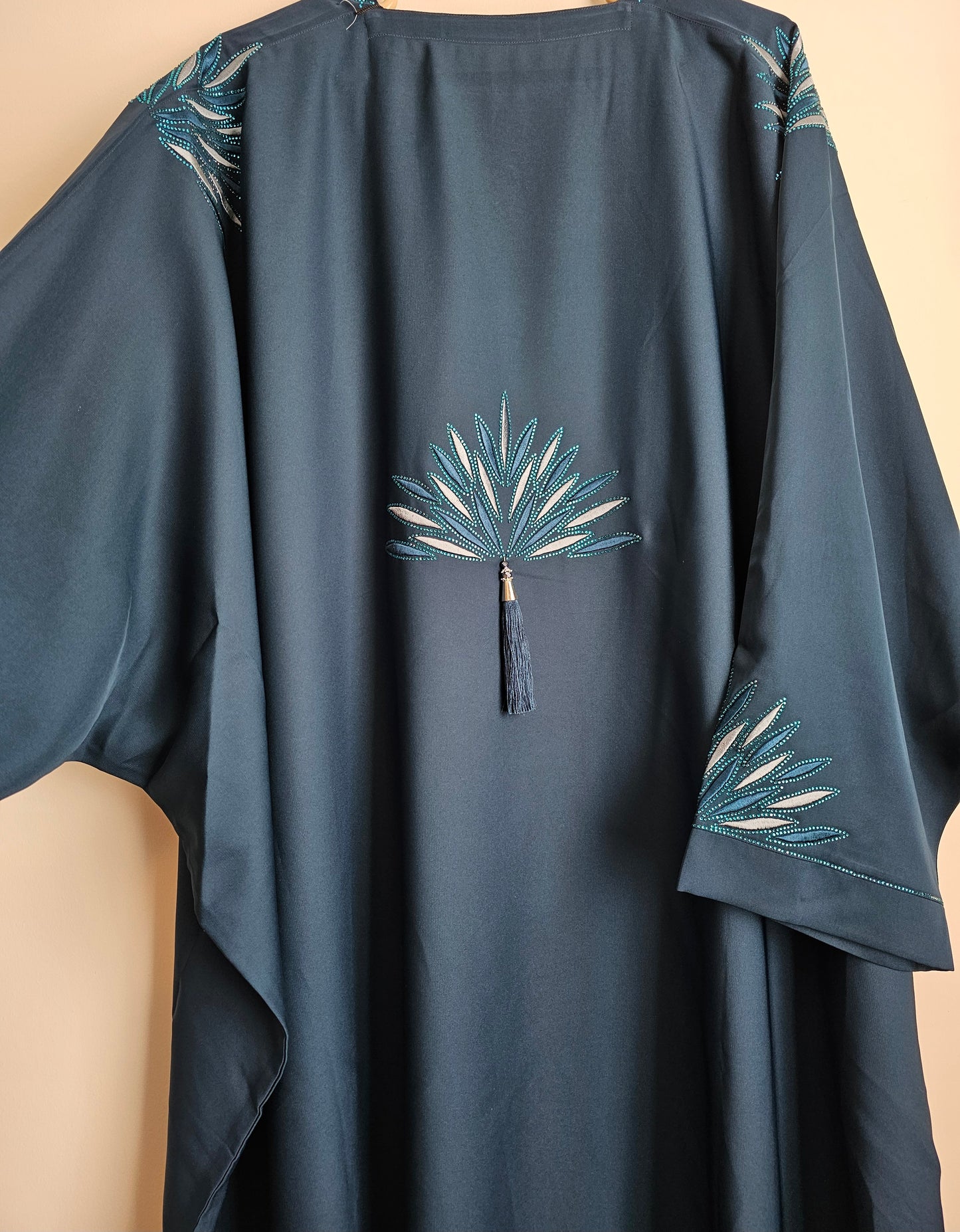 Hoor – A Touch of Timeless Artistry