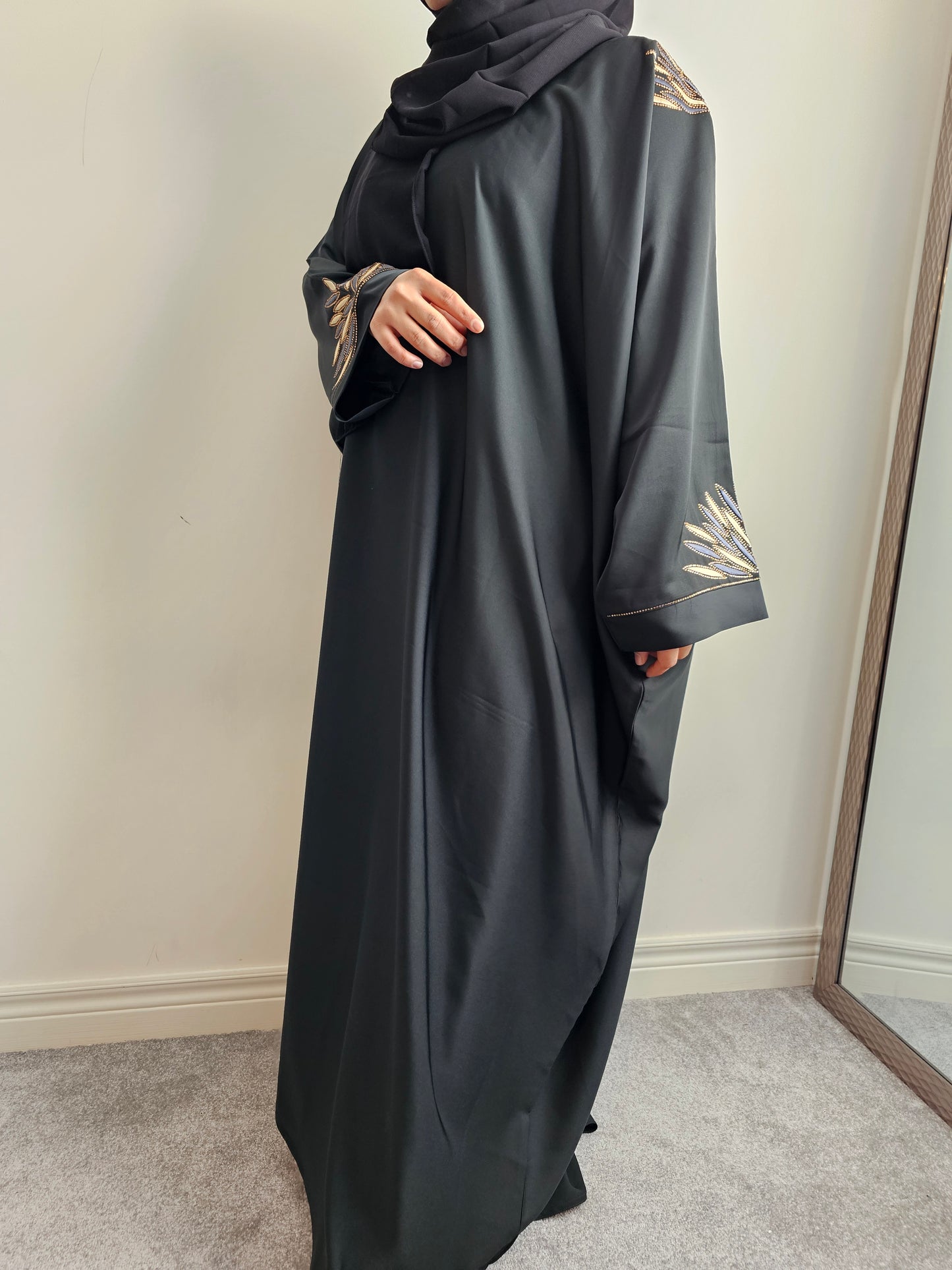 Hoor – A Touch of Timeless Artistry